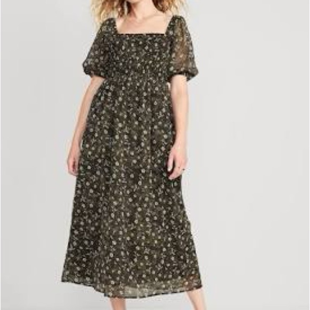 Old Navy Floral Puff Sleeve Chiffon Maxi Dress